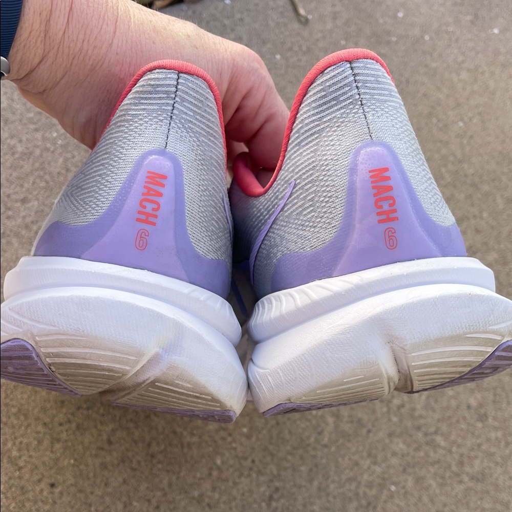 Hoka Women's Mach 6 Running Shoes - size 8 - Picture 6 of 9